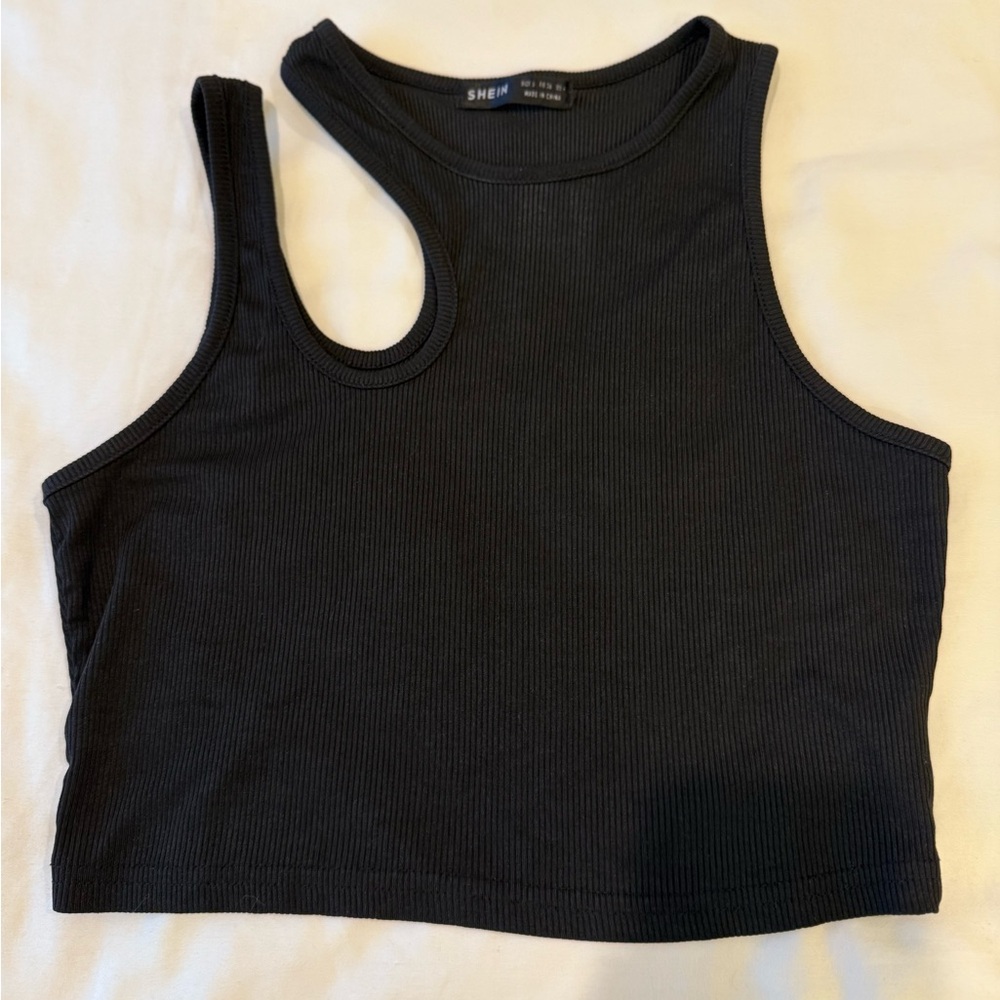 SHEIN Black Ribbed Crop Top